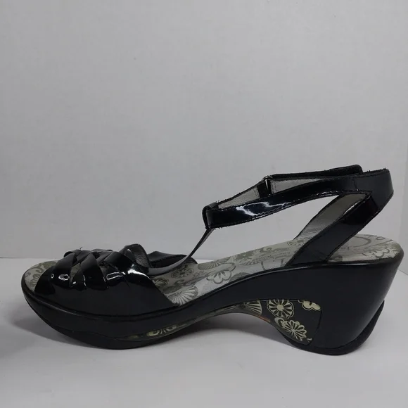 Jambu Sport Wedge Camden Size 9 M Glossy Black T-Strap Sandals Shoes - Picture 8 of 13